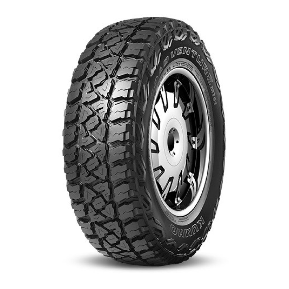 Kumho Road Venture MT51 235/75 R15